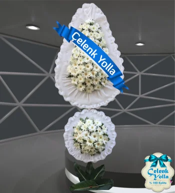 Beyaz Çift Katlı Ayaklı Çiçek Çelenk Sepeti 